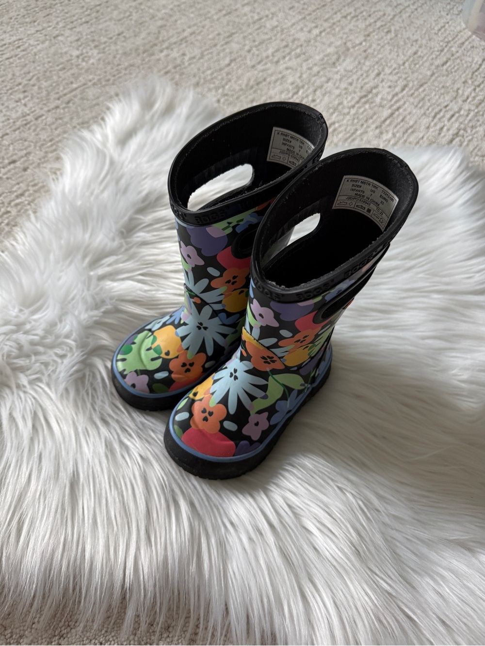 Bogs Kids Black Floral Rain Boots with Multicolor Flowers - Picture 2 of 6
